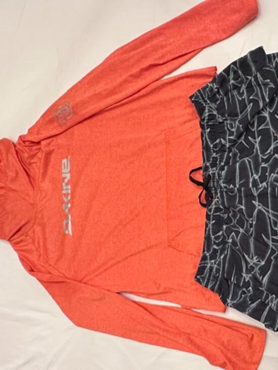 Dakine Other - Dakine Boys Swim Set XL 18/20 Shark Board Shorts & Long Sleeve Rash Guard
